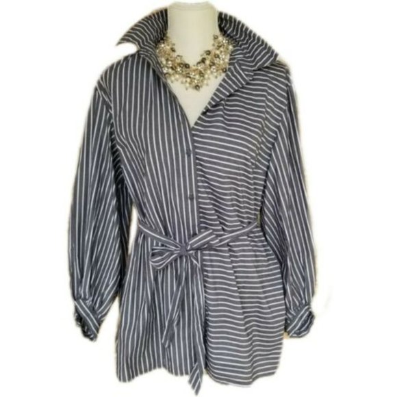 Who What Wear Gray White Striped Belted Blouse - Picture 2 of 9